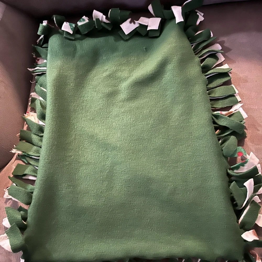 Hand made dog blanket 24x18inches (not including the tassels so slightly larger)